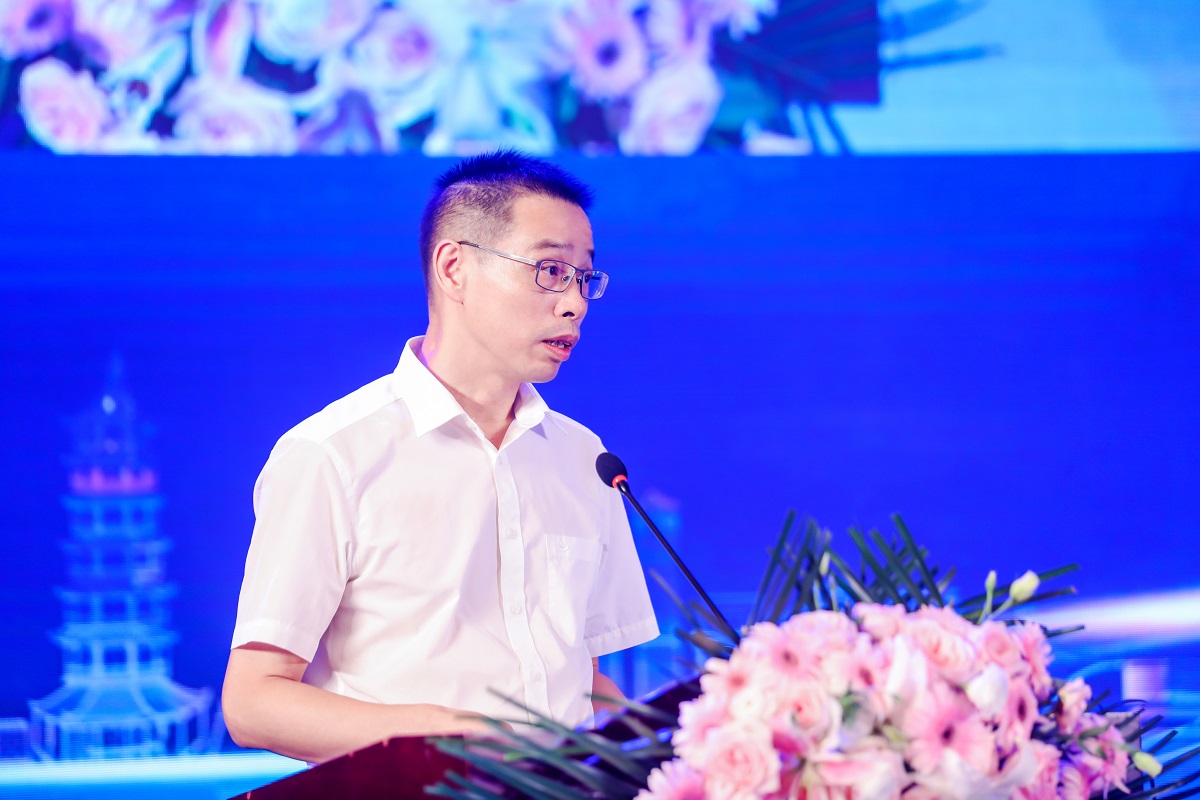 网信办贺余盛.JPG